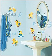 Splish splash, I was taking a bath! Our sweet fluffy duckies are all decked out for some fun in the tub. Comes with several ducks, big and small, as well as tons of light and airy bubbles.
